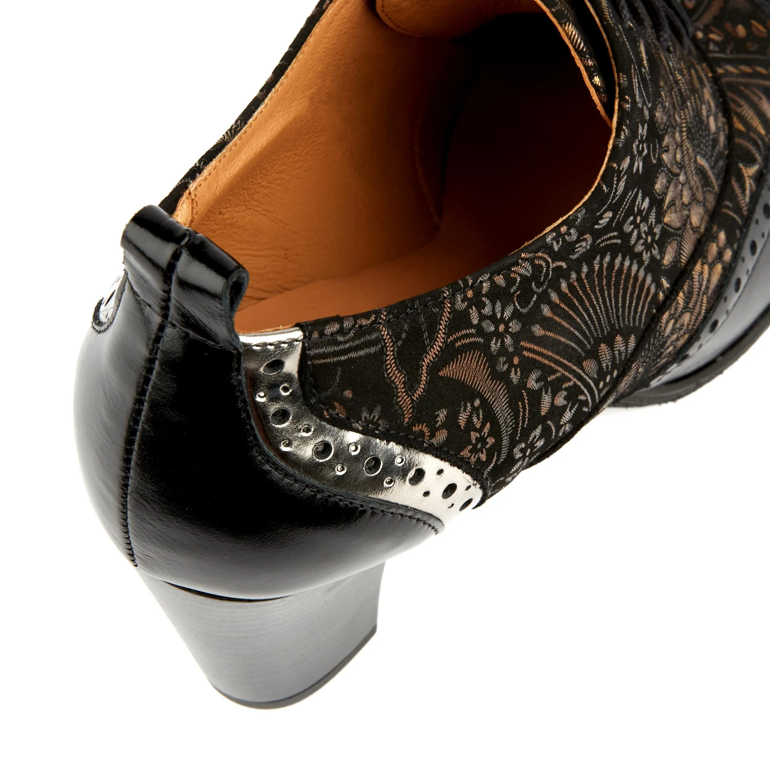Casino - Black & Gold - Women's oxford pump in 3 inch heel with brogue details