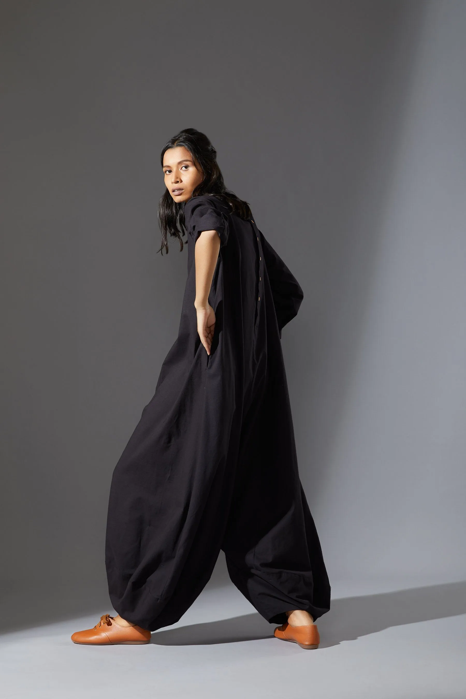 MATI SLEEVE SUGA - AW  BLACK