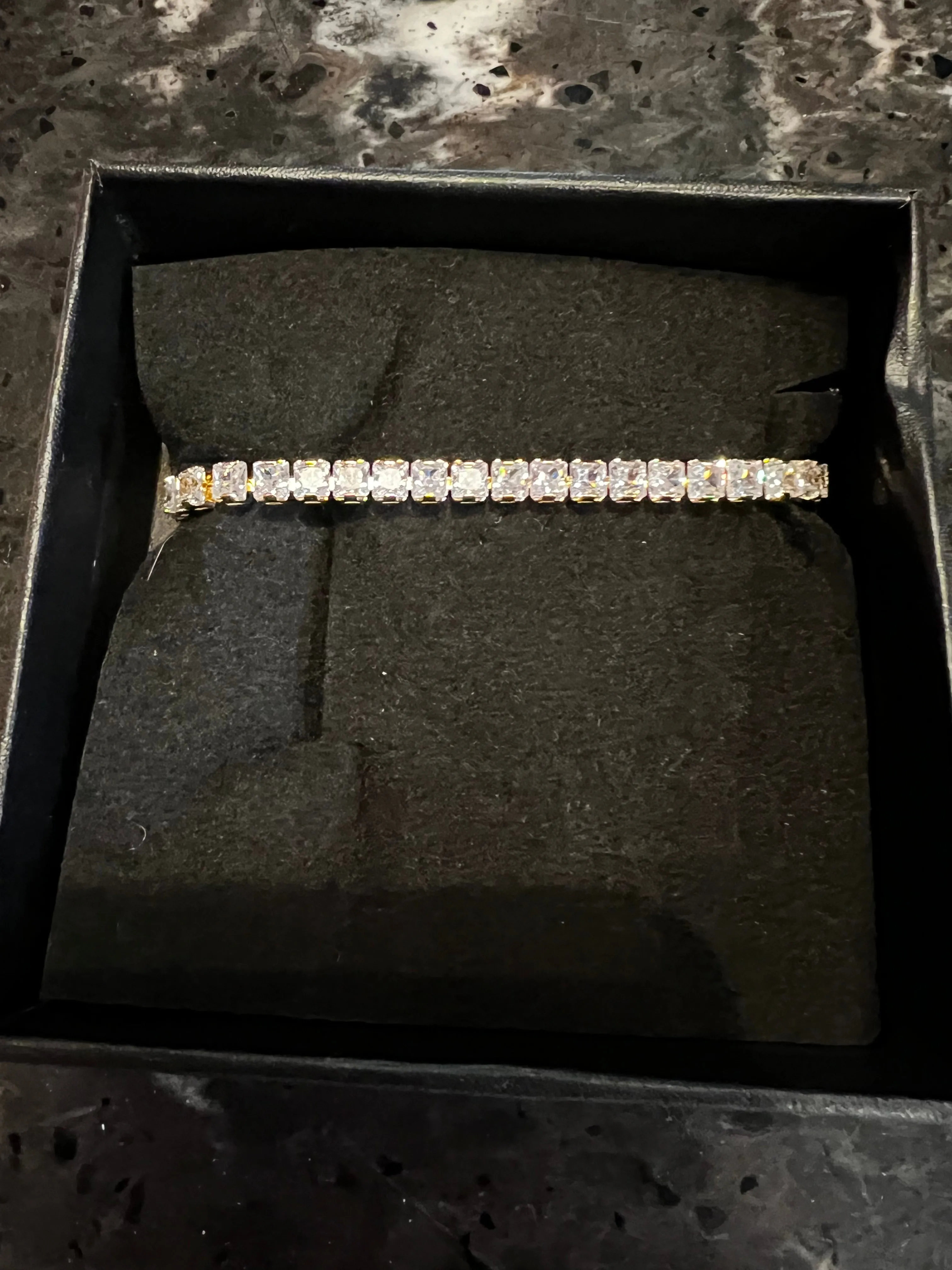 SWAROVSKI CRYSTAL TENNIS BRACELET #138
