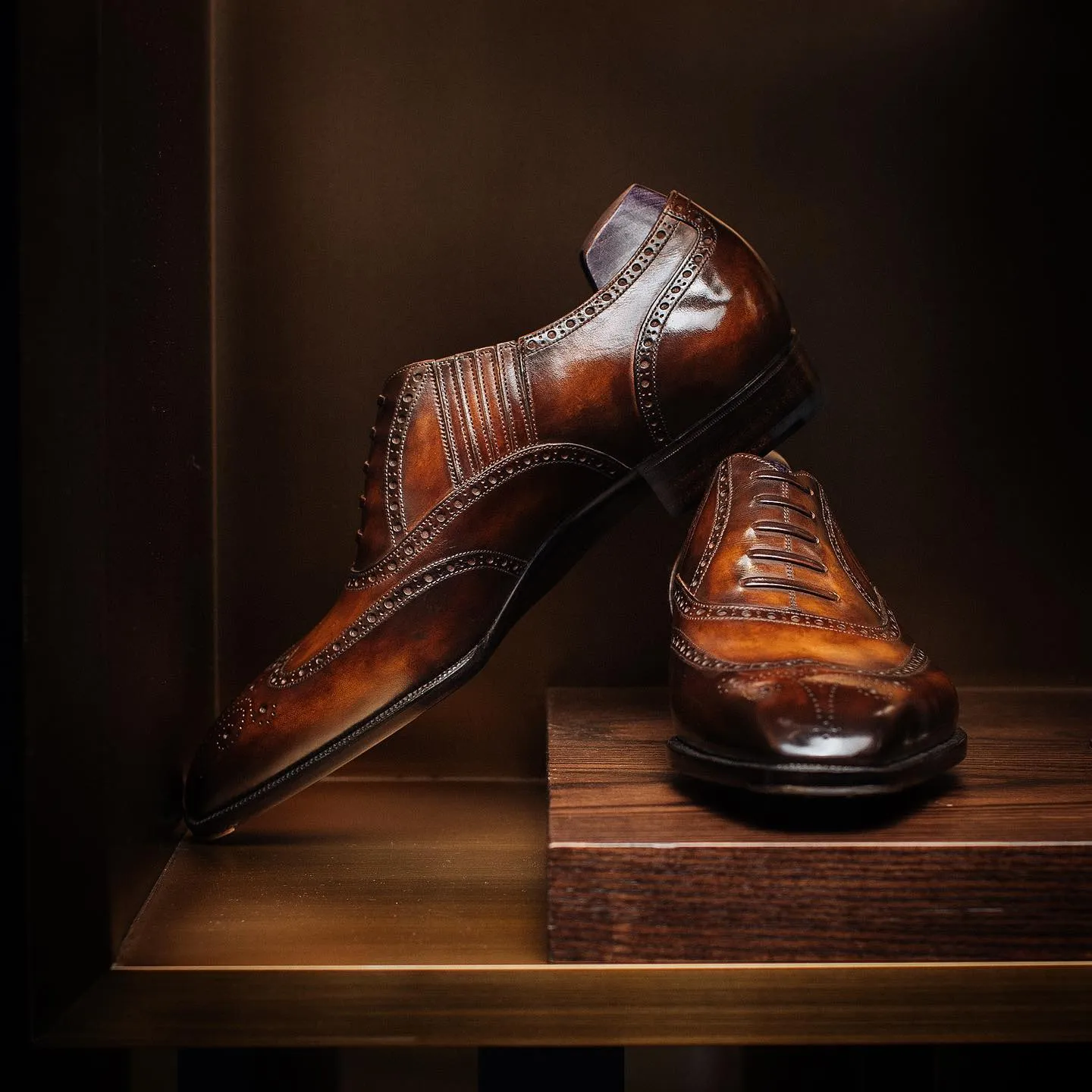 Tan Leather Huelva Brogue Wingtip Slip On Oxford Shoes - AW24